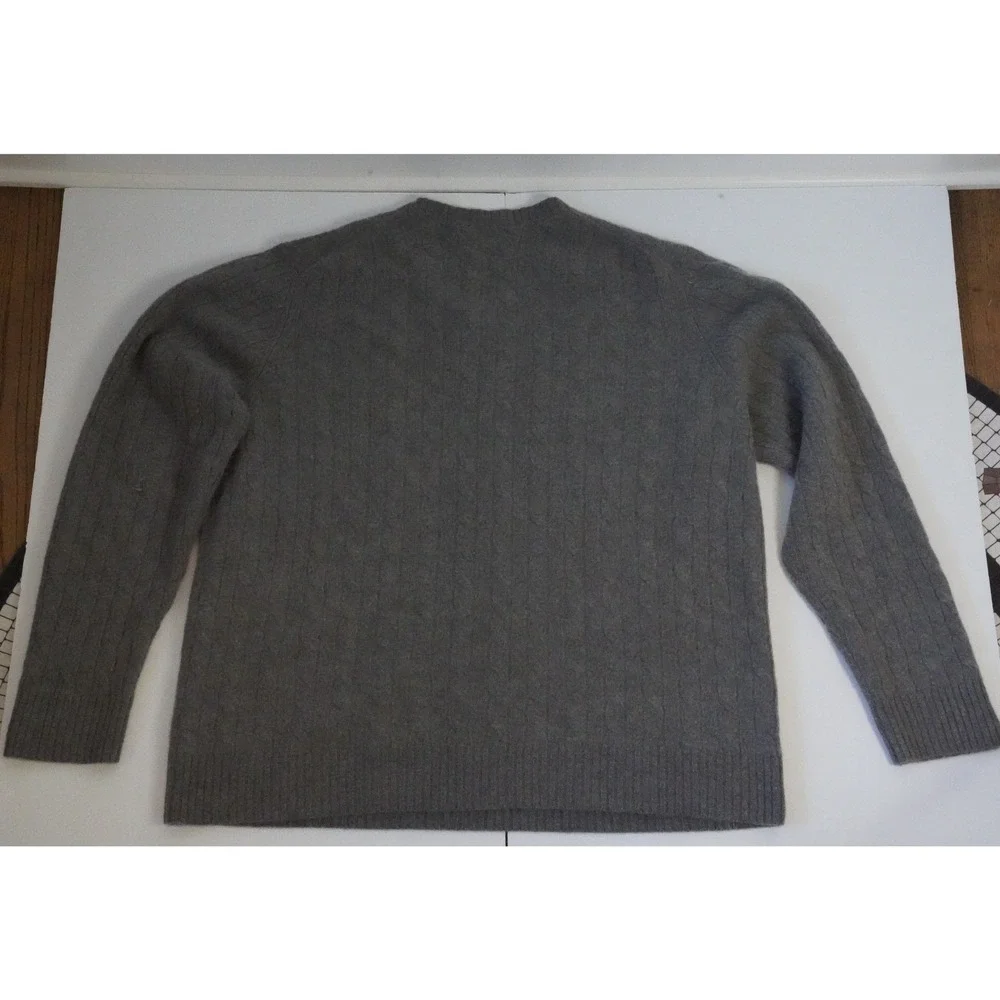 Allen Solly, Men's XXL Gray Cable Knit V-Neck‎ 100% Cashmere Sweater